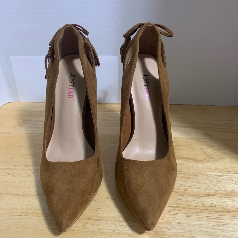 Just Fab Violette beige faux suede heel pump shoes‎ size 8.5